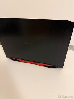 Herní notebook acer nitro 5 obsidian black