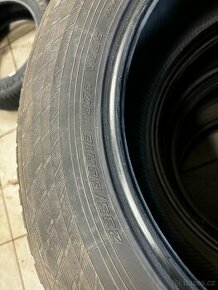 Pneumatiky 235/60R18