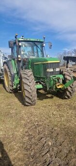 Traktor John Deere 6910s