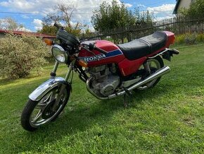 Honda 250T - 1