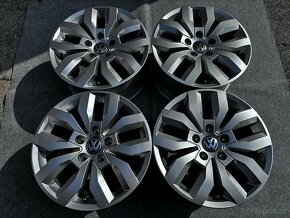 ORIGINAL VOLKSWAGEN 5X120 R17 8J ET49