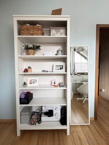 IKEA HEMNES Knihovna, dřevěná, bílé mořidlo