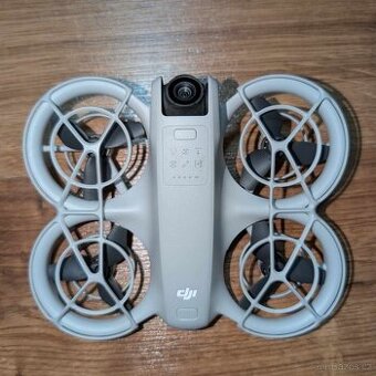 DJI NEO telo - 1