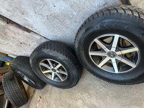 prodam kola na ford ranger 265/75r16 roztec 6x139,7