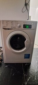 Automaticka pracka Indesit na 6kg