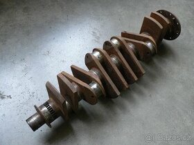 Alfa Romeo 6C 2500  kliková hřídel/ crankshaft