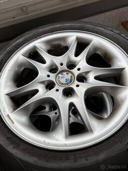 BMW X3 E83 Kola 17" vc. letnich pneu