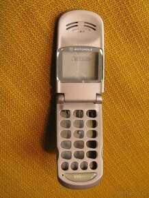 Kryt MOTOROLA V50 V3690  nový