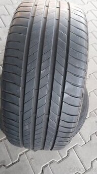 Prodám 2 x letní pneu Bridgestone 225/40/18