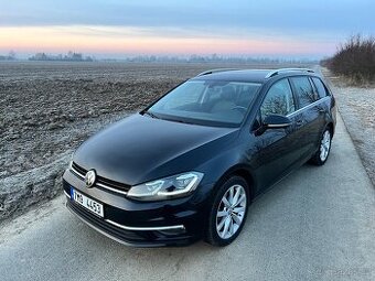 VW Golf VII TDi DSG HIGHLINE FullLED NAVI VYHŘ.SEDAČKY