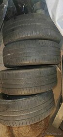 Prodám letní pneu Michelin EnergySaver 205/55 R16