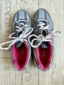 Běžecké boty Nike, vel. 37,5