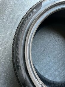 Zimní sada pneu PIRELLI 245/45/R19 Sottozero 3