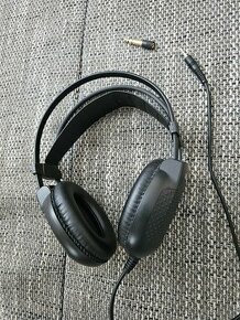 SLUCHÁTKA AKG K44 PERCEPTION