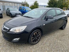 Opel Astra 2.0CDTI 118kW - 1