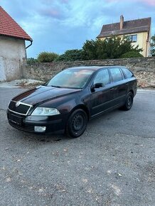 Škoda Octavia combi 2 díly - 1