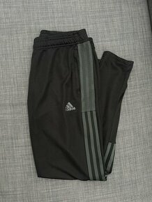 Pánské Adidas Tepláky, Vel M