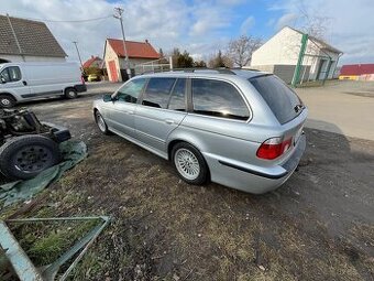 BMW 530d 142kw E39  2001