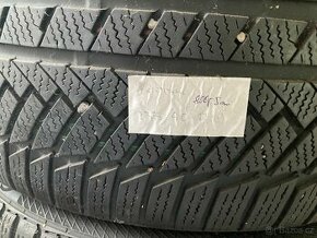 235/40r19 zimní pneu