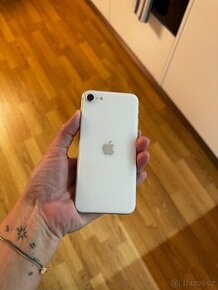 iPhone SE 2022 128GB