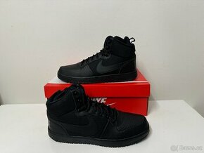 Nike Court Borough Mid Winter Triple Black vel.42,5/27cm