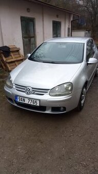 VW Golf 5 1.6 FSI. Rok 2006..6 kvalt    STK do 05/2026 