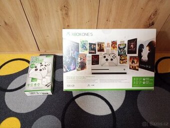 Xbox one s + Kinect