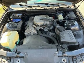 Bmw motor e36 316i 1.6i 75kw m43b16