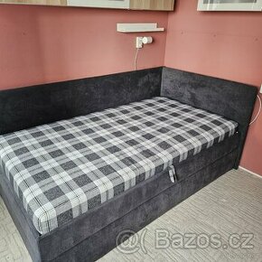Prodám postel 120-200cm úložným prostorem