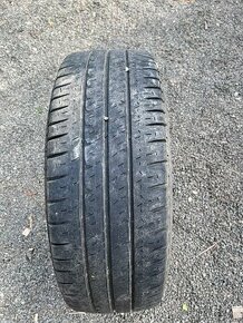 Letní dodávková Michelin 235/65 R16C