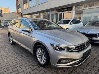 VW Passat B8 2.0 TDI 110kW DSG Tažné Matrix LED Kamera Navi