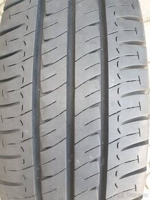 Prodám pneu MICHELIN AGILIS 215/70/15C 109/107S