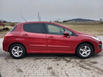 ✅ PEUGEOT 308 ACTIVE 1.6 HDi - NOVÉ V ČR