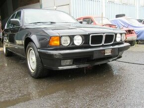 BMW E32 750 i V12, 322 t.km,2 majitel, prav.servis - 1