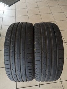 225/40R19