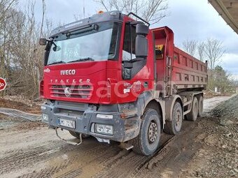 Iveco 8x4 - 1