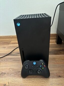 Microsoft Xbox Series X + ovladač