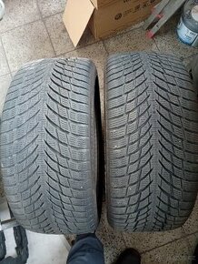 Zimní pneu 235/40 r19 - 1