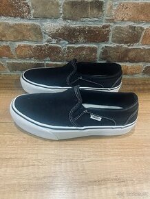 Vans CLASSIC SLIP-ON - Polobotky - black - 1