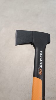 Sekera Fiskars x7 - 1