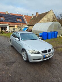 BMW e90 325i 2006