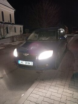 Prodám auto značky Škoda Fabia.
