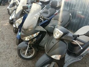 Honda s wing, suzuki burgman, honda pantheon, piaggio