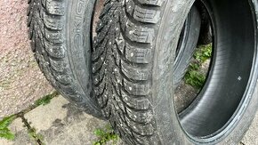 Pneu s hroty - Nokian 215/55 R18 - 1