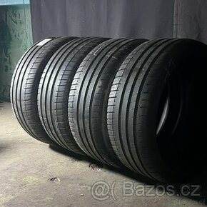 Letní pneu 225/40 R18 92W Michelin  4,5-5mm