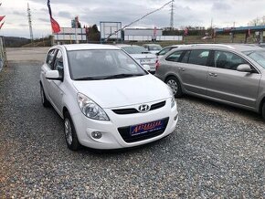 HYUNDAI I 20 1.3 Incusive - 1