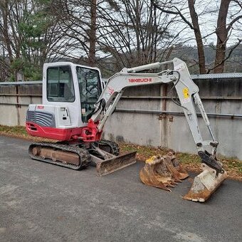 Minibagr Takeuchi TB228