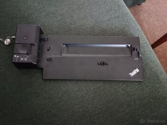 Dokovací stanice Lenovo
