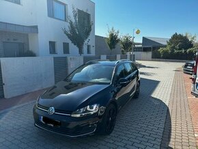 Volkswagen Golf 2.0 TDI 110kw, Highline, Nehavarováno