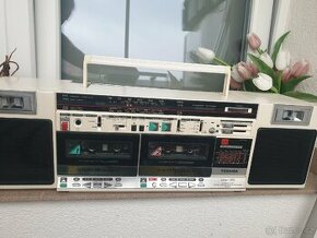 Radiomagnetofon TOSHIBA BOMBEAT SX85

REZERVACE